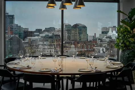 Much-loved Indian street food stars honoured in northern hospitality