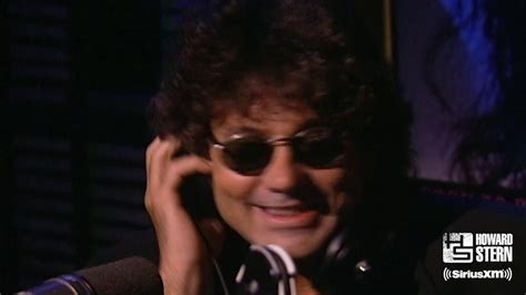 Mickey Thomas “Fooled Around and Fell in Love” on the Stern Show Chords - Chordify