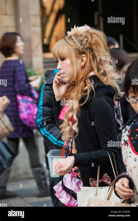 Japan Tokyo Harajuku Takeshita Dori Teenage Girl On Mobile Phone