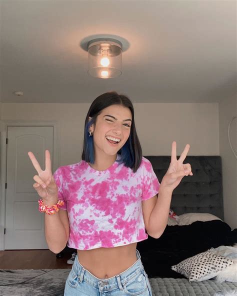 Tiktok Star Charli Damelio Dyes Her Hair Blue After Giving A Nose Job