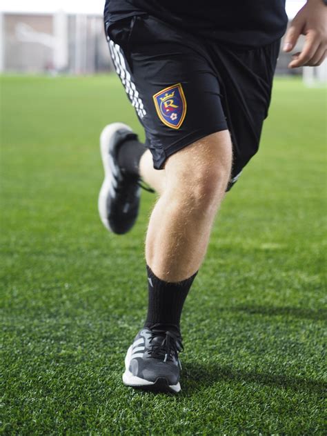 Preventing Acl Injuries In Soccer Professional Soccer Athletic