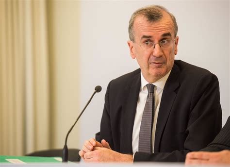 UE Villeroy Cree Que El BCE Debe Seguir Bajando Los Tipos Y Alcanzar