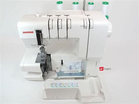 Janome Cover Pro 2000 CPX Recubridora Coverlock Matri Maquinas De Coser