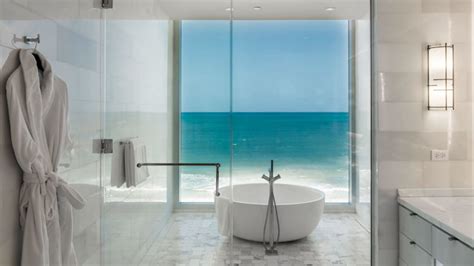 Striking Freestanding Bathtubs At Luxury Hotels Around The World 81316