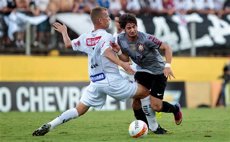 Bragantino X Corinthians 24 02 2013 Esporte Fotografia Folha De