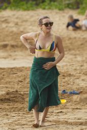 Hilary Duff Bikini Pics Beach In Maui Hawaii 2 4 2016 CelebMafia