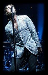 Oasis – Wikipedia