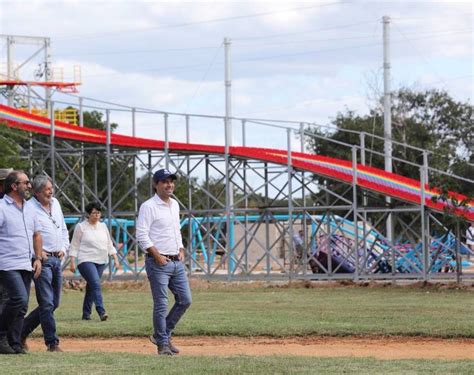 Supervisa el gobernador Mauricio Vila Dosal trabajos de remodelación y