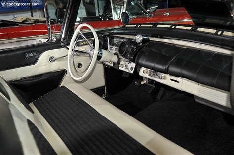 1957 Mercury Turnpike Cruiser - Information and photos - MOMENTcar