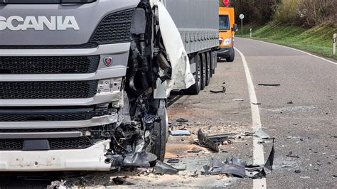 Zwei Lkw Unfälle und ein Dutzend gestohlene Motorräder