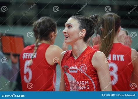 Turk Hava Yollari Vs Eczacibasi Dynavit Turkish Sultans League Match