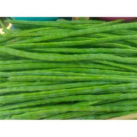 Maharashtra A Grade Fresh Green Drumstick Carton At Rs Kg In Mumbai