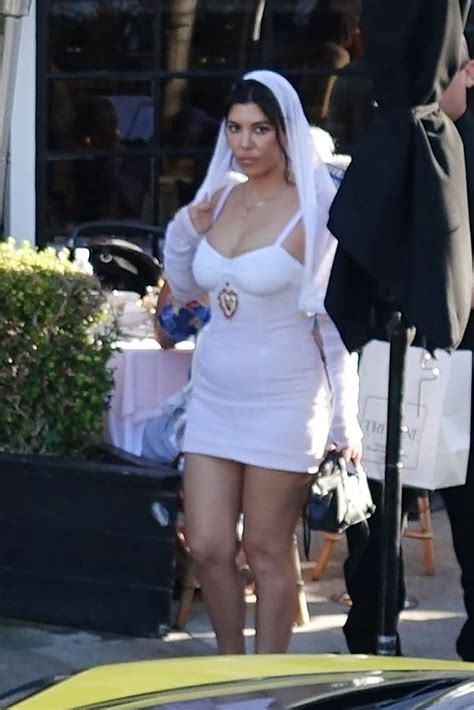 See Kourtney Kardashian’﻿s Courthouse Wedding Mini Dress