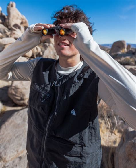 Quiksilver Online Shop : Surf, Snow, Skate