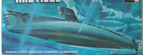 Revell Uss Nautilus Worlds First Nuclear Powered Submarine 1305 H