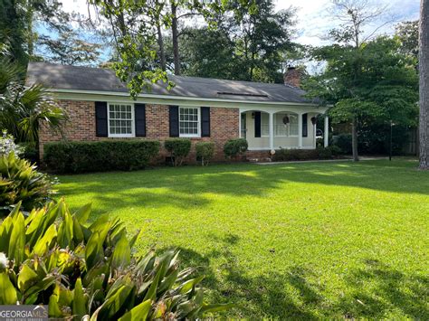 2409 Hoover St, Albany, GA 31707 - See Est. Value, Schools & More