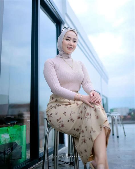 Pin Oleh Azrie A Di Tutup Kepala Mode Gaun Hijab Model Pakaian