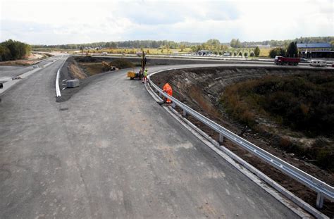 Z autostrady A2 na południową obwodnicę Warszawy Drogowcy spinają