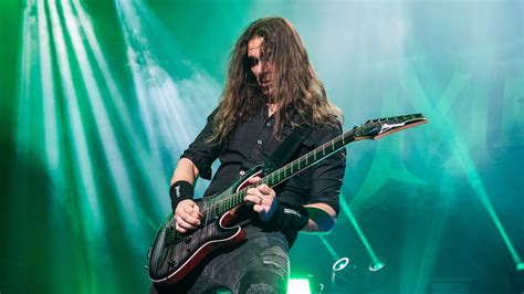 Músicos Aniversariantes Kiko Loureiro 52 anos Mundo Metal