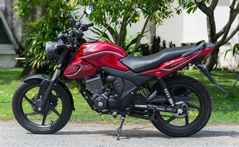 Nên mua naked bike nào tầm triệu để chạy trong thành phố