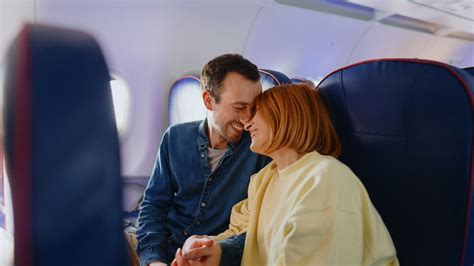 Sex Im Flugzeug So Kommen Sie In Den Mile High Club