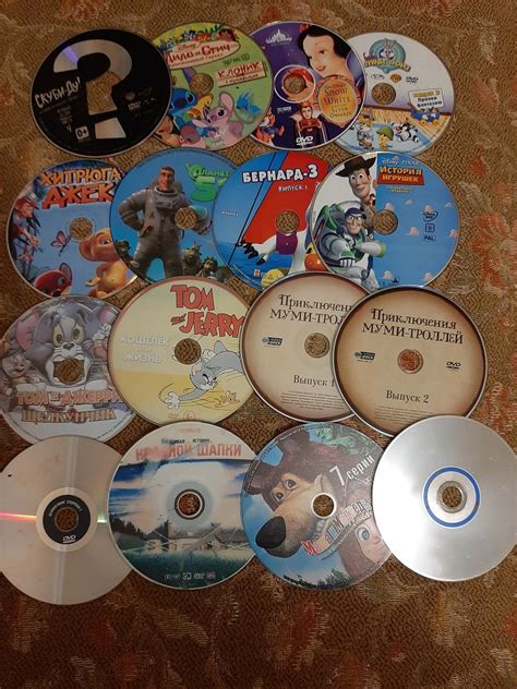 DVD диски много мультфильмов в дар (Москва). Дарудар