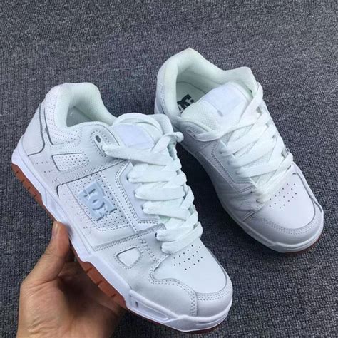 Кроссовки DC Shoes Marvel - купить с доставкой по выгодным ценам в ...