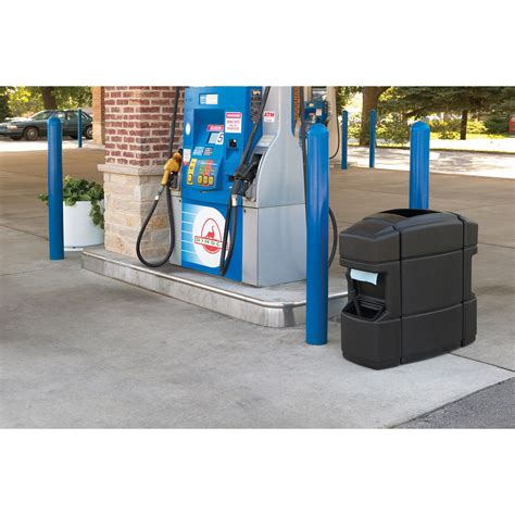 Commercial Gas Station Trash Can Windshield Service Center