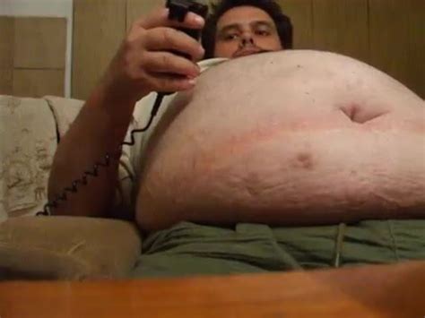 Gainer Porn SSBHM Gainer Showing Belly ThisVid