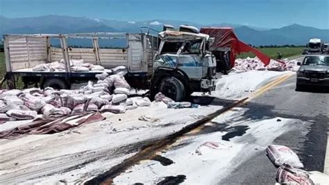 Tragedia En La Ruta Un Choque Frontal Entre Un Auto Y Un Cami N Con