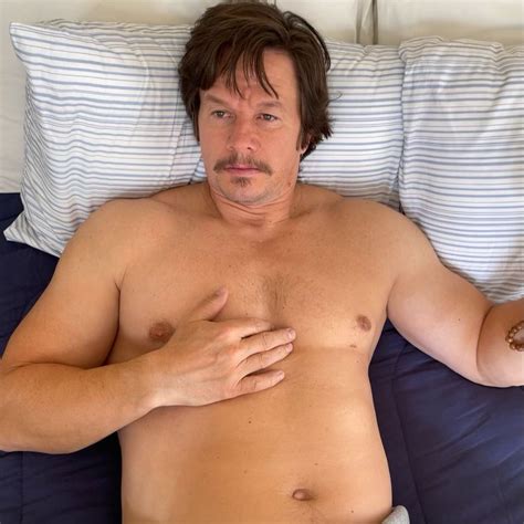 Mark Wahlberg Gaining 40 Pounds For Movie Role And Fans Love His Dad