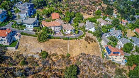 Bella Vista Drive Newhall Ca Compass