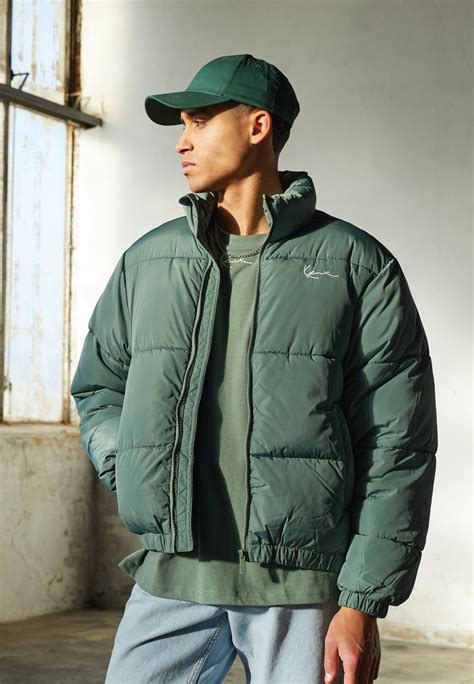 Karl Kani Chest Signature Puffer Winterjas Dusty Greengroen