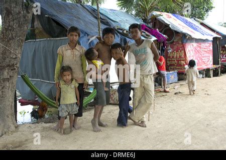 Housing In The Slums; Phnom Penh Cambodia Stock Photo - Alamy