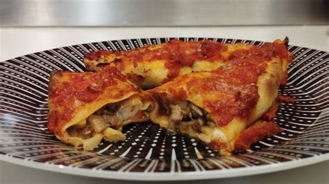 Cannelloni Di Crepes Ripieni Con Funghi E Salsicce Incucinaconj Lo