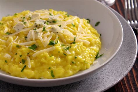 Risotto Allo Zafferano E Gorgonzola Ricetta Di Fidelity Cucina