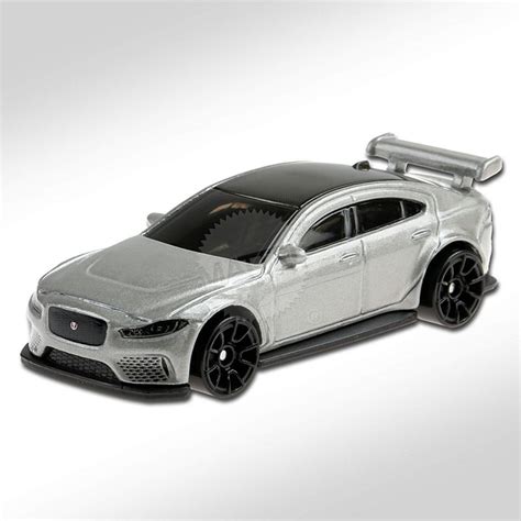 Hot Wheels Jaguar Xe Sv Project Silver Scale