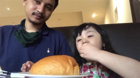 Makan Roti Youtube