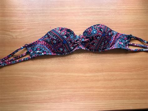 Abercrombie Fitch Bikini Top Women S Fashion Tops Others Tops On Carousell