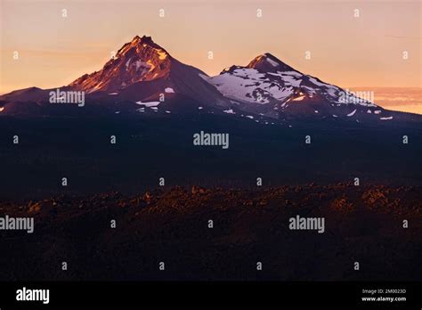 The Sisters At Sunrise Pacific Crest Trail Oregon Usa Stock Photo