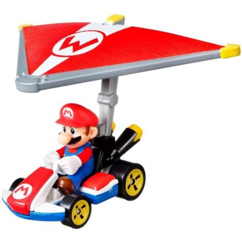 Mattel Hot Wheels® Mario Kart Mario Standard Kart + Super Glider Figure ...