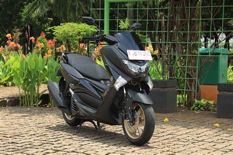 Dihentikan Yamaha Nmax 2018 2019 Fitur Dan Spesifikasi Oto