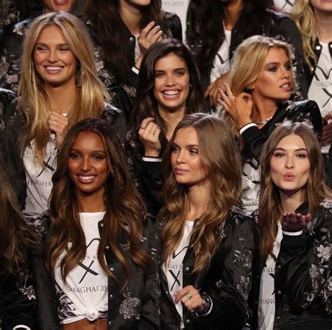 Romee Strijd Sara Sampaio Stella Maxwell Back Row Jasmine Tookes