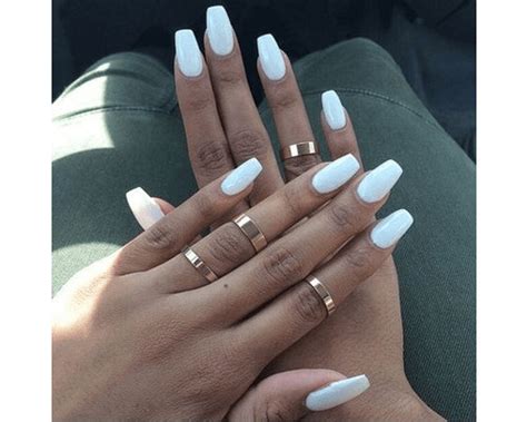 25 Cute White Acrylic Nail Designs And Ideas 2023 Fabbon