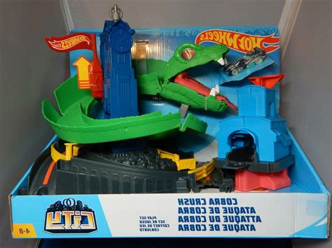 Hot Wheels Cobra Crush City Set FNB20 New