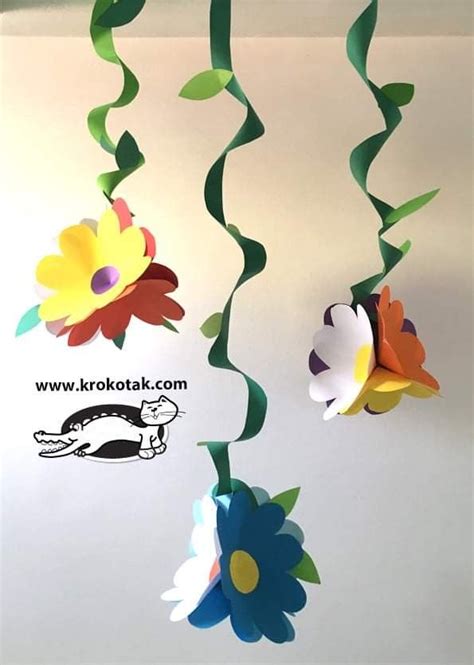 Pin By Anna Ciuffi On Primavera In Flower Decorations Diy Paper