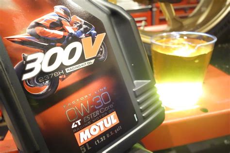 Motul 300v Racing Kit Oil 2376h 柴又 Suzuki Cycleのブログ