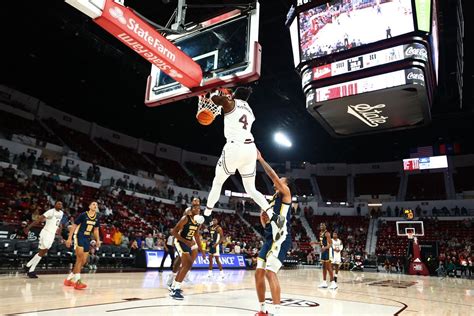 Column: Despite win, these late game collapses from Mississippi State ...