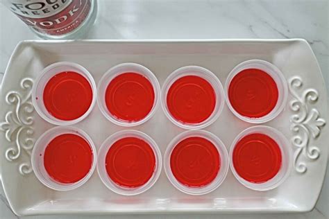 Easy Strawberry Cheesecake Pudding Shots