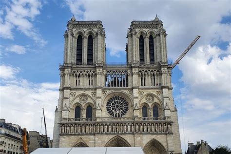 Messes personnalités foule Comment va se dérouler la réouverture